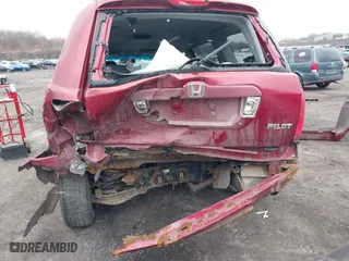 2003 Honda Pilot EX with VIN 2HKYF18683H581271, listed as a IAAI auction lot 41630651 with 173,536 mi miles. Bid and sale history available at carsss.com. Image 6.