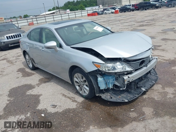 2013 Lexus ES 300h with VIN JTHBW1GG8D2026600, listed as a IAAI auction lot 42418702 with 114,652 mi miles and . Bid and sale history available at DreamBid. Image 1.