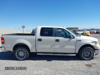 2008 Ford F-150 XLT z VIN 1FTPW12548FA35189, wystawiony jako IAAI lot #42676149 z przebiegiem 198 067 mil mil oraz . Historia ofert i sprzedaży dostępna na DreamBid. Obrazek 13.