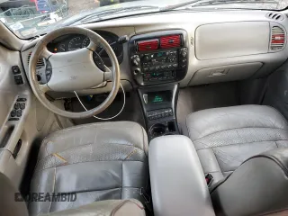 1997 Ford Explorer XL with VIN 1FMDU34E4VZC37151, listed as a Copart auction lot 85847234 with 260,538 mi miles and Salvage title. Bid and sale history available at DreamBid. Image 8.