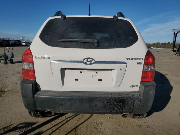 2008 Hyundai Tucson SE with VIN KM8JN72D38U757411, listed as a Copart auction lot 46058585 with 167,329 mi miles and Clean Title. Bid and sale history available at carsss.com. Image 6.