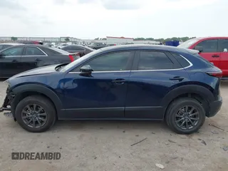 2021 Mazda CX-30 S with VIN 3MVDMAAL4MM302042, listed as a IAAI auction lot 42288275 with 39,821 mi miles and . Bid and sale history available at DreamBid. Image 15.
