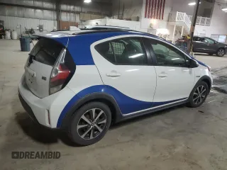 2018 Toyota Prius One with VIN JTDKDTB33J1599977, listed as a Copart auction lot 52917135 with 172,683 mi miles and Clean Title. Bid and sale history available at DreamBid. Image 3.