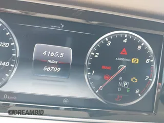 2017 Mercedes-Benz S 550 z VIN WDDUG8FB4HA307526, wystawiony jako IAAI lot #42473506 z przebiegiem 56 709 mil mil oraz . Historia ofert i sprzedaży dostępna na DreamBid. Obrazek 15.