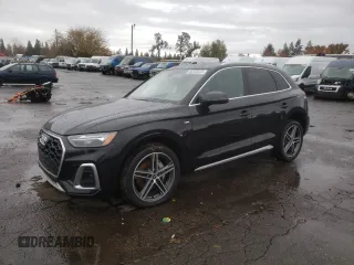 2021 Audi Q5 Premium Plus with VIN WA1E2AFY9M2039628, listed as a Copart auction lot 68333322 with 21,839 mi miles. Bid and sale history available at carsss.com. Image 1.