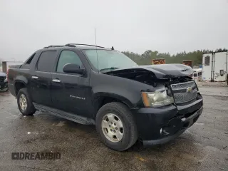 2011 Chevrolet Avalanche LT with VIN 3GNMCFE0XBG339164, listed as a Copart auction lot 44843275 with 170,351 mi miles and Salvage title. Bid and sale history available at DreamBid. Image 4.