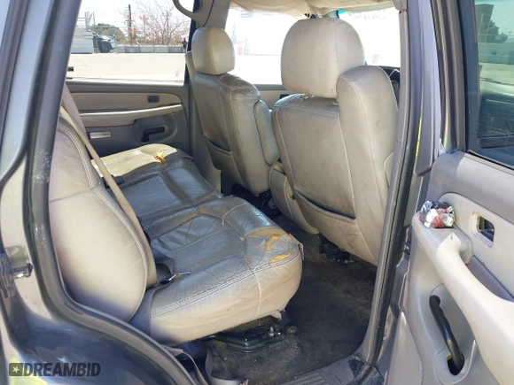 2001 Chevrolet Tahoe LT with VIN 1GNEC13T91R113281, listed as a IAAI auction lot 42081879 with 227,760 mi miles. Bid and sale history available at carsss.com. Image 8.