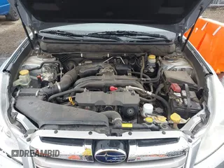 2014 Subaru Outback Premium with VIN 4S4BRBCC9E3303716, listed as a IAAI auction lot 40898764 with 191,324 mi miles and . Bid and sale history available at DreamBid. Image 10.