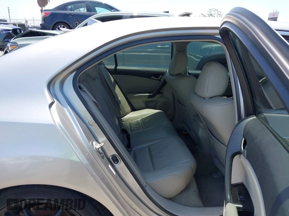 2010 Acura TSX z VIN JH4CU2F62AC005112, wystawiony jako IAAI lot #42463001 z przebiegiem 222 755 mil mil oraz . Historia ofert i sprzedaży dostępna na DreamBid. Obrazek 8.
