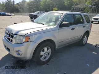 2008 Ford Escape XLS с VIN 1FMCU02ZX8KB15214, выставлен на аукционе Copart как лот 53585195 с пробегом 241 310 миль миль и Списание • Salvage title. История ставок и продаж доступна на DreamBid. Изображение 1.