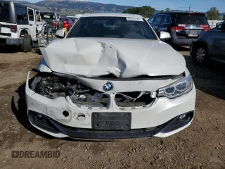 2017 BMW 4 Series 430i with VIN WBA4R7C51HK876483, listed as a Copart auction lot 44781505 with 32,784 mi miles and Salvage Title. Bid and sale history available at DreamBid. Image 5.