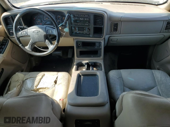 2003 Chevrolet Suburban Z71 with VIN 3GNFK16Z93G217263, listed as a Copart auction lot 71387644 with 260,738 mi miles and Salvage Title. Bid and sale history available at carsss.com. Image 8.