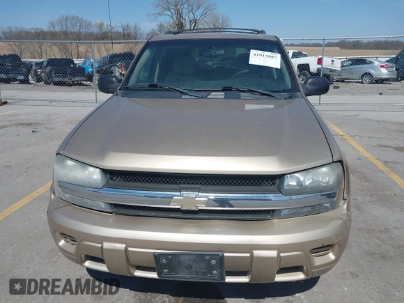 2006 Chevrolet TrailBlazer LS with VIN 1GNDT13S562346030, listed as a IAAI auction lot 41915887 with 228,486 mi miles and . Bid and sale history available at DreamBid. Image 12.