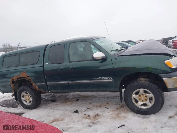 2000 Toyota Tundra SR5 with VIN 5TBBT4415YS019543, listed as a IAAI auction lot 41680668 with 195,173 mi miles. Bid and sale history available at carsss.com. Image 14.