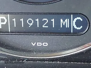 2007 Mercedes-Benz CLK 350 with VIN WDBTK56FX7F220719, listed as a IAAI auction lot 42203211 with 119,121 mi miles and . Bid and sale history available at DreamBid. Image 7.