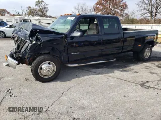 2000 Chevrolet Silverado 3500 z VIN 1GCHK33J5YF400969, wystawiony jako Copart lot #87955445 z przebiegiem 114 683 mil mil oraz Szkody całkowita. Historia ofert i sprzedaży dostępna na DreamBid. Obrazek 1.
