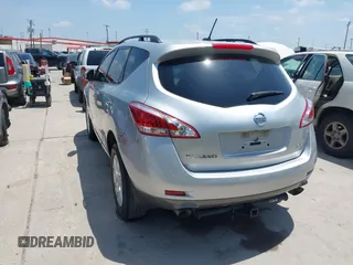 2014 Nissan Murano SV z VIN JN8AZ1MU4EW422326, wystawiony jako IAAI lot #42443318 z przebiegiem 229 169 mil mil oraz . Historia ofert i sprzedaży dostępna na DreamBid. Obrazek 3.