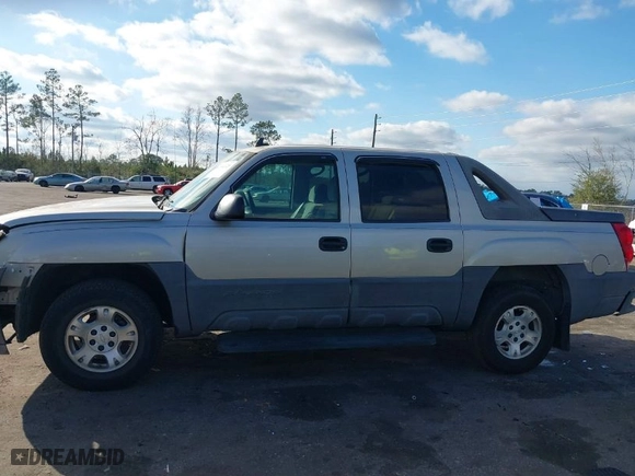 2006 Chevrolet Avalanche LT with VIN 3GNEC12Z36G135855, listed as a IAAI auction lot 41544125 with 171,238 mi miles. Bid and sale history available at carsss.com. Image 14.