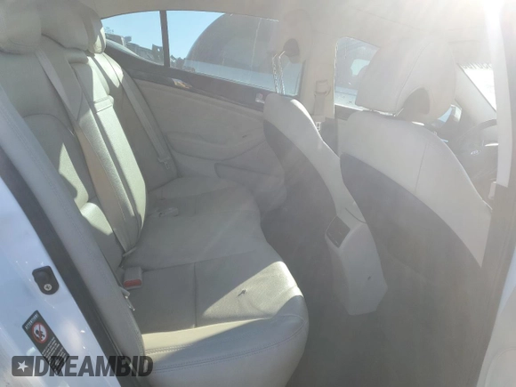 2015 Kia Cadenza Premium with VIN KNALN4D77F5173374, listed as a Copart auction lot 89330105 with 90,864 mi miles and Salvage Title. Bid and sale history available at carsss.com. Image 10.