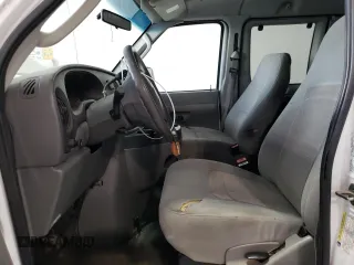 2006 Ford Econoline Passenger XL with VIN 1FBNE31L46HA15407, listed as a Copart auction lot 70873914 with 183,415 mi miles and Clean Title. Bid and sale history available at carsss.com. Image 7.
