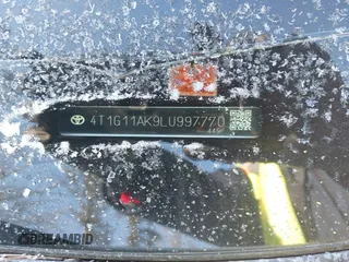 2020 Toyota Camry SE z VIN 4T1G11AK9LU997770, wystawiony jako IAAI lot #41397948 z przebiegiem 97 338 mil mil oraz . Historia ofert i sprzedaży dostępna na DreamBid. Obrazek 9.