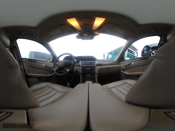 2013 Mercedes-Benz E-Class E 350 Luxury with VIN WDDHF8JB7DA708803, listed as a IAAI auction lot 41559901 with 101,097 mi miles. Bid and sale history available at carsss.com. Image 20.