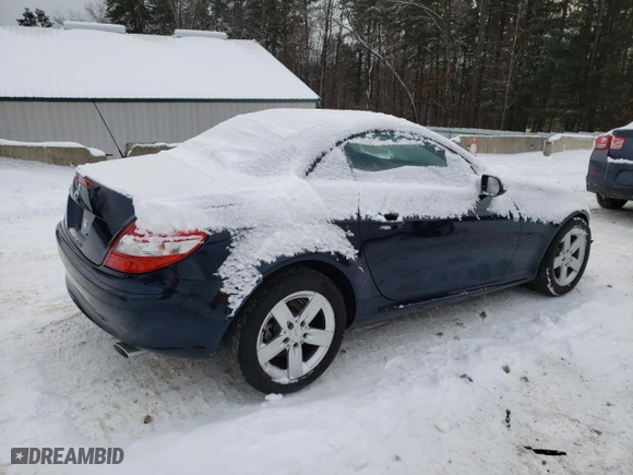 2006 Mercedes-Benz SLK-Class 3.0L with VIN WDBWK54F36F083296, listed as a Copart auction lot 84840804 with 106,319 mi miles and Clean Title. Bid and sale history available at carsss.com. Image 3.