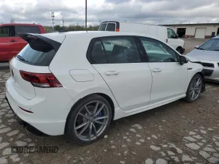 2024 Volkswagen Golf z VIN WVWEB7CD7RW228322, wystawiony jako Copart lot #53322685 z przebiegiem 119 mil mil oraz Szkoda całkowita • Salvage title. Historia ofert i sprzedaży dostępna na DreamBid. Obrazek 3.