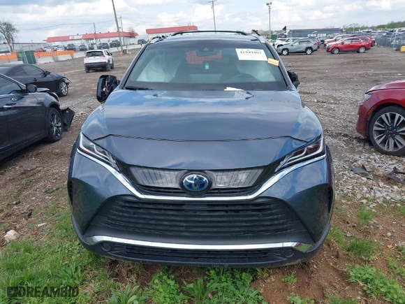 2021 Toyota Venza LE with VIN JTEAAAAH4MJ025278, listed as a IAAI auction lot 41949402 with 64,999 mi miles. Bid and sale history available at carsss.com. Image 12.