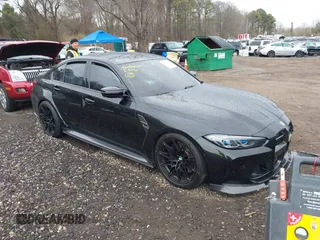2021 BMW M3 Competition z VIN WBS33AY07MFK97732, wystawiony jako IAAI lot #42036454 z przebiegiem 32 753 mil mil oraz . Historia ofert i sprzedaży dostępna na DreamBid. Obrazek 1.