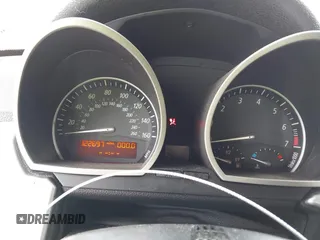 2005 BMW Z4 2.5i z VIN 4USBT33585LS57058, wystawiony jako IAAI lot #42263823 z przebiegiem 122 697 mil mil oraz . Historia ofert i sprzedaży dostępna na DreamBid. Obrazek 7.