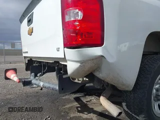 2013 Chevrolet Silverado 1500 LT with VIN 3GCPCSEA6DG176264, listed as a IAAI auction lot 41248694 with 173,165 mi miles and . Bid and sale history available at DreamBid. Image 6.