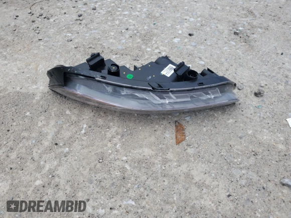 2024 Hyundai Venue Limited with VIN KMHRC8A30RU336724, listed as a Copart auction lot 57393955 with 19,073 mi miles and Salvage title. Bid and sale history available at DreamBid. Image 12.