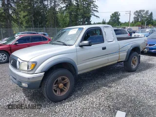2002 Toyota Tacoma z VIN 5TEWM72N82Z048137, wystawiony jako IAAI lot #42299888 z przebiegiem 476 439 mil mil oraz . Historia ofert i sprzedaży dostępna na DreamBid. Obrazek 2.
