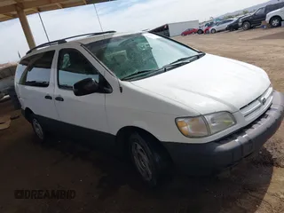 2000 Toyota Sienna LE with VIN 4T3ZF13C2YU279279, listed as a IAAI auction lot 41722686 with 252,681 mi miles. Bid and sale history available at carsss.com. Image 1.