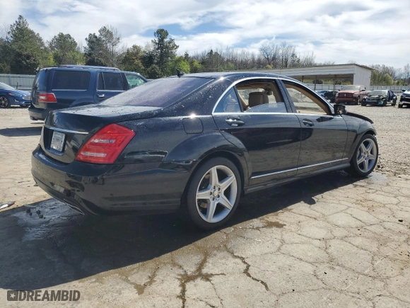 2010 Mercedes-Benz S-Class S 550 with VIN WDDNG7BB1AA288685, listed as a Copart auction lot 48933285 with 0 mi miles and Salvage Title. Bid and sale history available at carsss.com. Image 3.