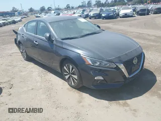 2019 Nissan Altima 2.5 SV with VIN 1N4BL4DVXKC192757, listed as a IAAI auction lot 41967586 with 31,066 mi miles. Bid and sale history available at carsss.com. Image 1.