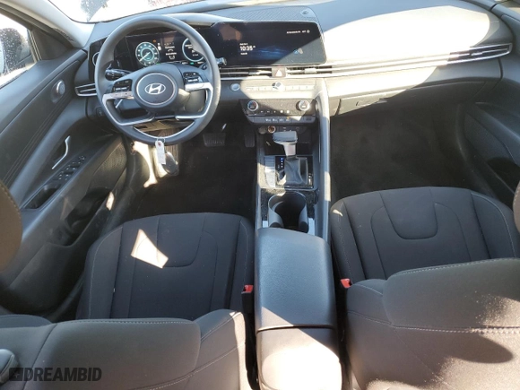 2024 Hyundai Elantra Hybrid Blue with VIN KMHLM4DJ2RU102798, listed as a Copart auction lot 43785655 with 26,611 mi miles and Salvage Title. Bid and sale history available at carsss.com. Image 8.