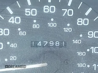 1994 Toyota T100 z VIN JT4VD10C8R0018446, wystawiony jako IAAI lot #42419359 z przebiegiem 147 981 mil mil oraz . Historia ofert i sprzedaży dostępna na DreamBid. Obrazek 7.