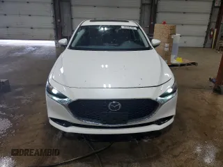 2025 Mazda 3 S Preferred z VIN JM1BPACM8S1775538, wystawiony jako Copart lot #57874615 z przebiegiem 851 mil mil oraz Czysty tytuł • Clean title. Historia ofert i sprzedaży dostępna na DreamBid. Obrazek 5.