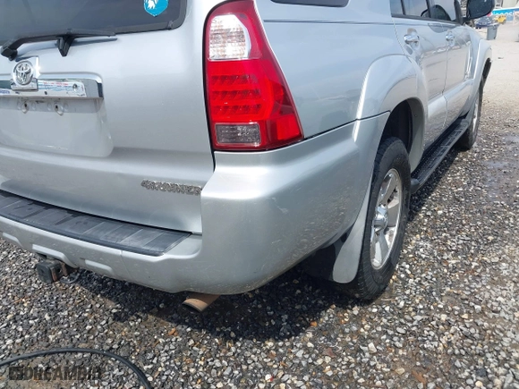 2006 Toyota 4Runner SR5 with VIN JTEBU14R660092764, listed as a IAAI auction lot 41779460 with 258,831 mi miles. Bid and sale history available at carsss.com. Image 20.
