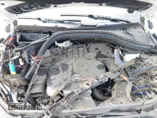 2017 Mercedes-Benz GLS 450 z VIN 4JGDF6EE2HA989945, wystawiony jako IAAI lot #41953246 z przebiegiem Nie podano mil oraz . Historia ofert i sprzedaży dostępna na DreamBid. Obrazek 10.