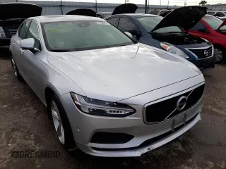 2017 Volvo S90 Momentum z VIN YV1102AKXH1012981, wystawiony jako Copart lot #67930522 z przebiegiem 38 325 mil mil oraz . Historia ofert i sprzedaży dostępna na DreamBid. Obrazek 4.