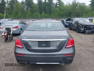 2017 Mercedes-Benz E 300 Luxury with VIN WDDZF4KB3HA081096, listed as a IAAI auction lot 42297801 with 128,798 mi miles and . Bid and sale history available at DreamBid. Image 16.