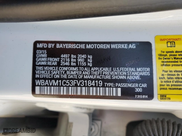 2015 BMW X1 sDrive28i with VIN WBAVM1C53FV318419, listed as a Copart auction lot 43694655 with 124,558 mi miles and Salvage Title. Bid and sale history available at carsss.com. Image 16.