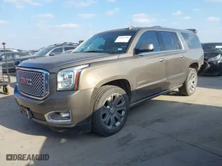 2015 GMC Yukon XL Denali with VIN 1GKS1JKJ2FR737663, listed as a IAAI auction lot 41524746 with 120,788 mi miles. Bid and sale history available at carsss.com. Image 17.
