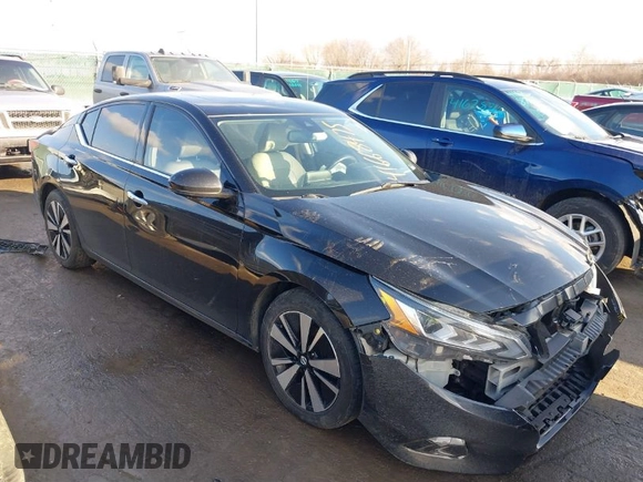 2020 Nissan Altima 2.5 SL with VIN 1N4BL4EV3LC231432, listed as a IAAI auction lot 41668475 with 108,146 mi miles. Bid and sale history available at carsss.com. Image 1.