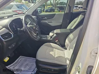 2020 Chevrolet Equinox LT with VIN 2GNAXJEV6L6240022, listed as a IAAI auction lot 42090318 with 92,652 mi miles. Bid and sale history available at carsss.com. Image 1.