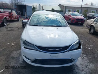 2016 Chrysler 200 Limited with VIN 1C3CCCAB7GN176969, listed as a IAAI auction lot 41903406 with 133,227 mi miles and . Bid and sale history available at carsss.com. Image 12.