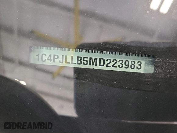 2021 Jeep Cherokee Latitude Plus z VIN 1C4PJLLB5MD223983, wystawiony jako IAAI lot #42741294 z przebiegiem 49 704 mil mil oraz . Historia ofert i sprzedaży dostępna na DreamBid. Obrazek 8.